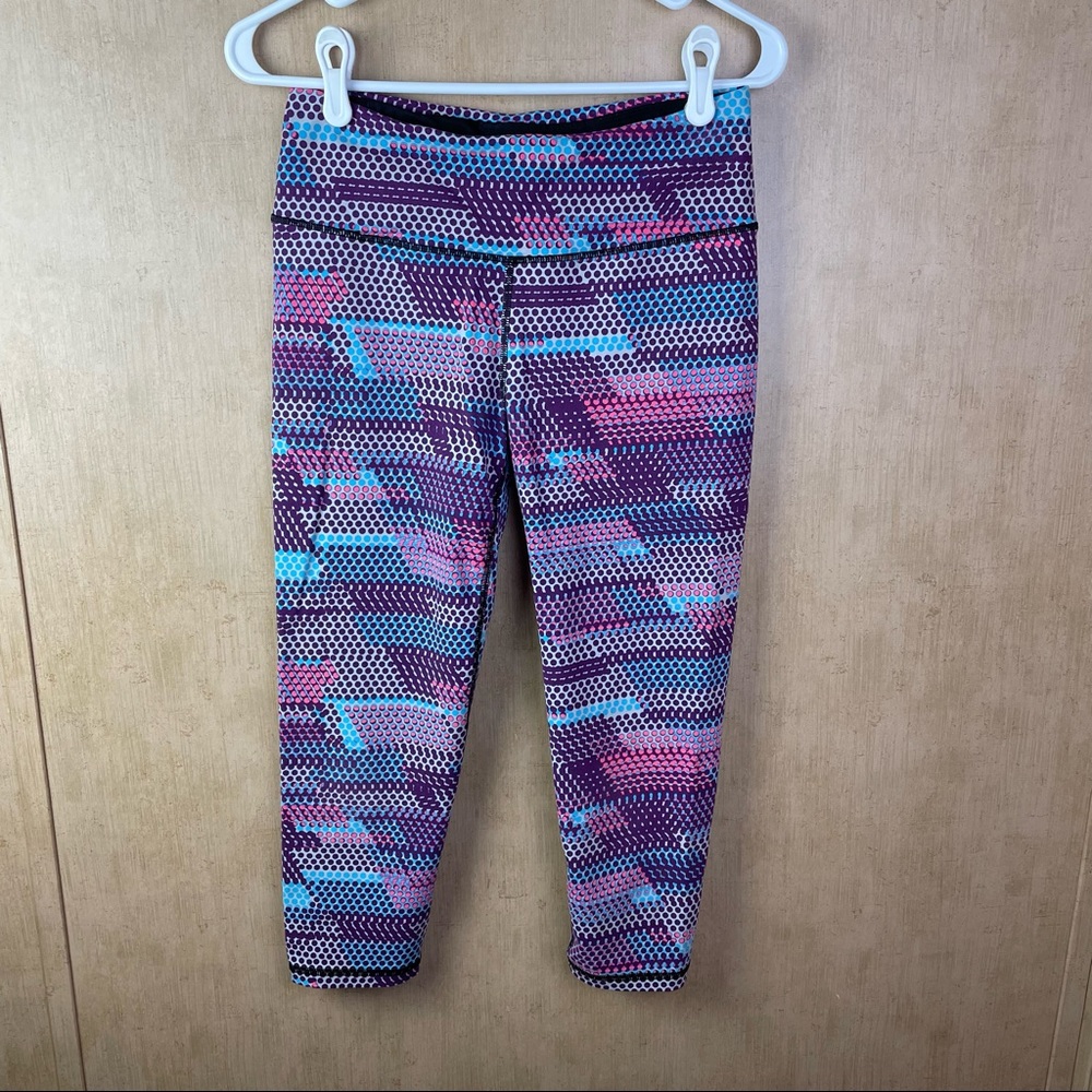 Victoria’s Secret VSX Sport   Knockout by Victoria’s Secret Capri   Size Medium